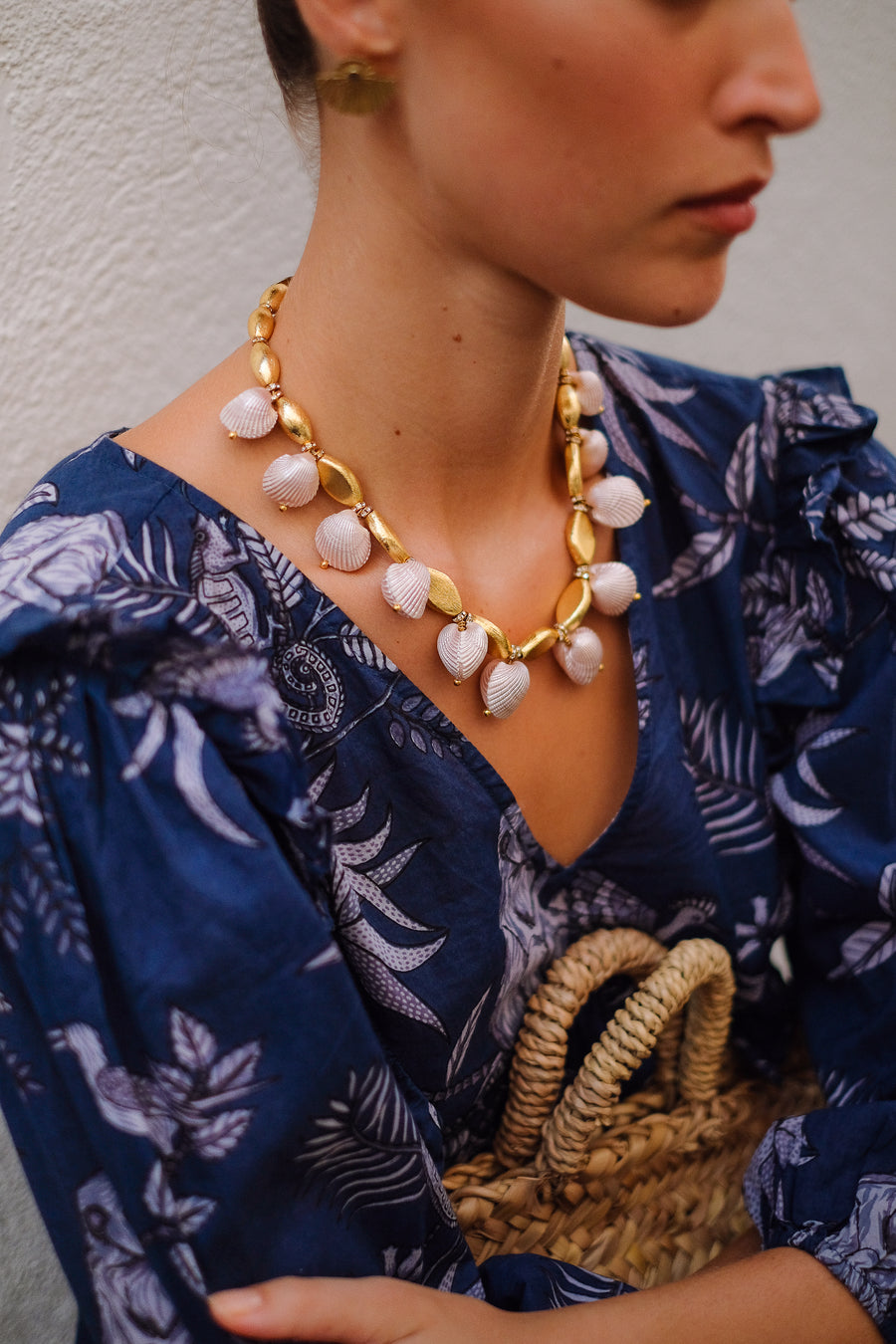 Sea shell afrodite necklace